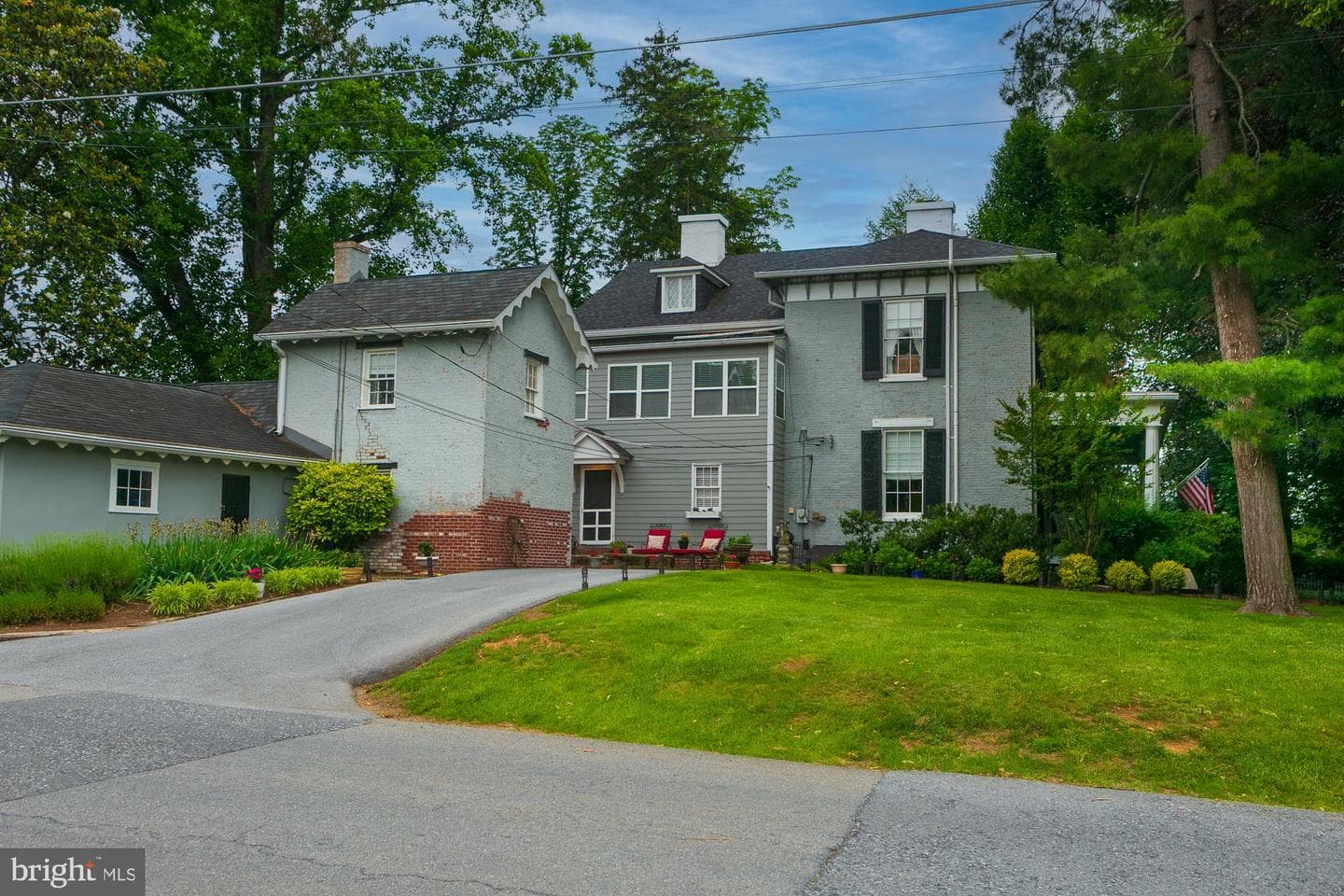 417 E Washington Street photo 13