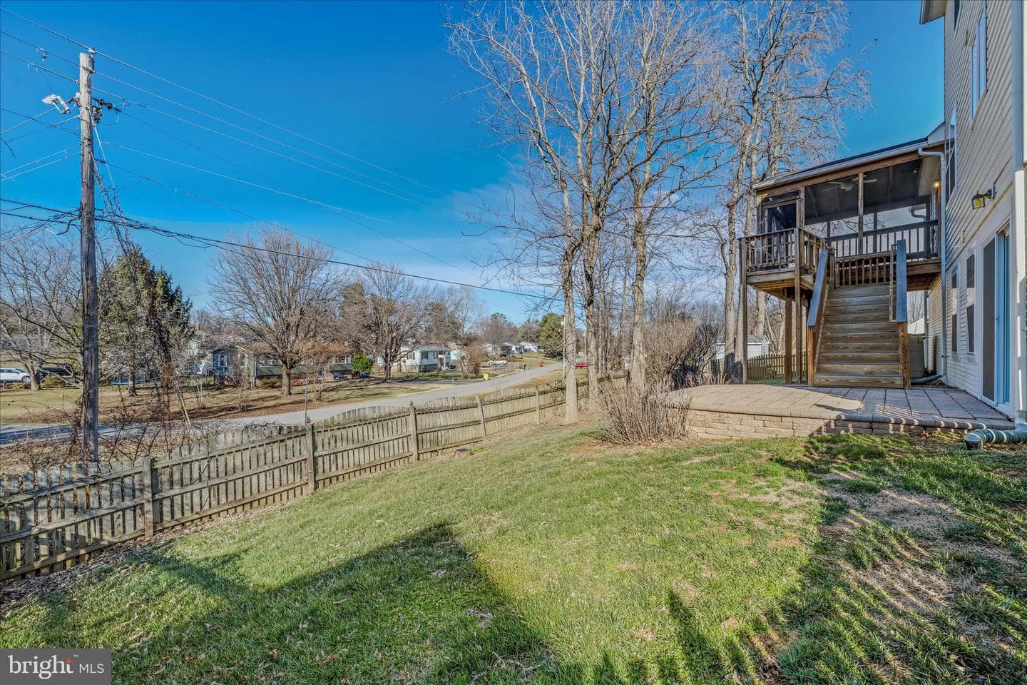 296 Kimberwicke Drive N photo 52