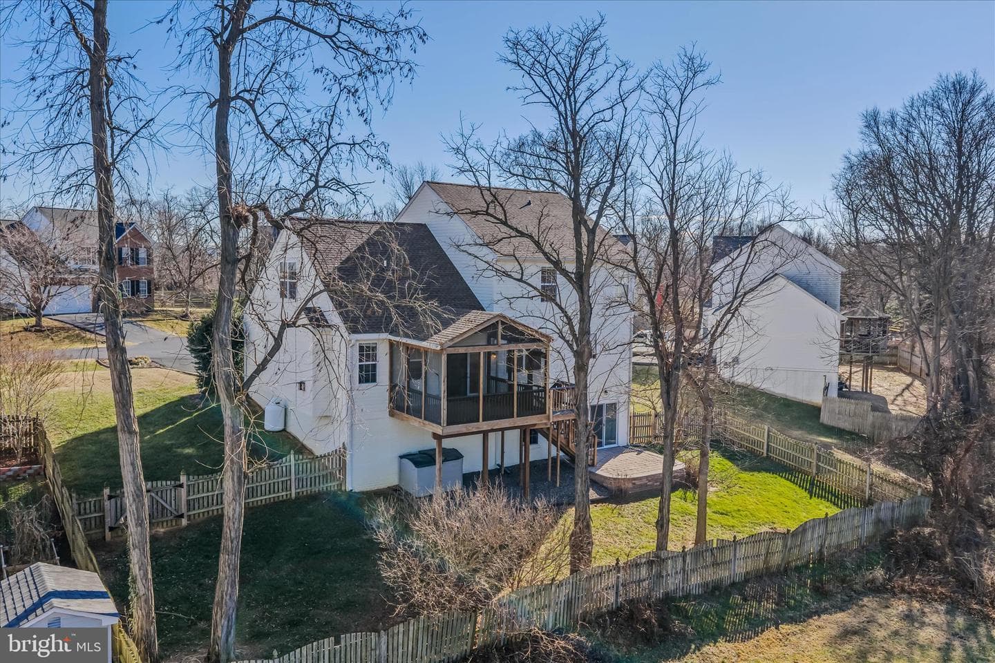 296 Kimberwicke Drive N photo 58
