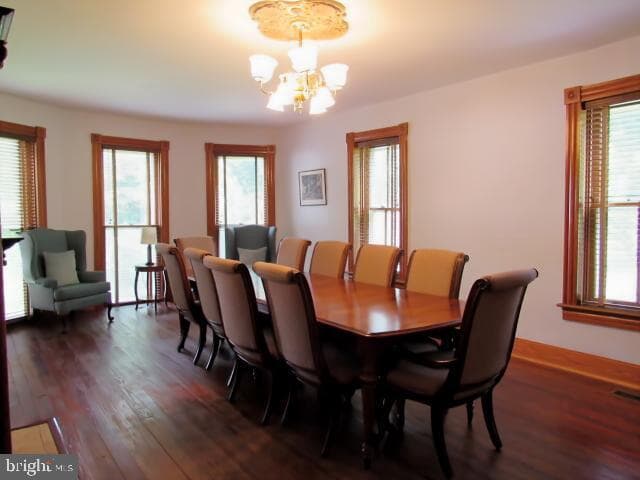 491 Washington St photo 35