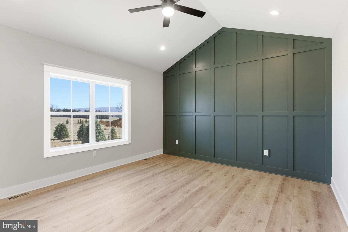 121 Oxbow Court photo 18