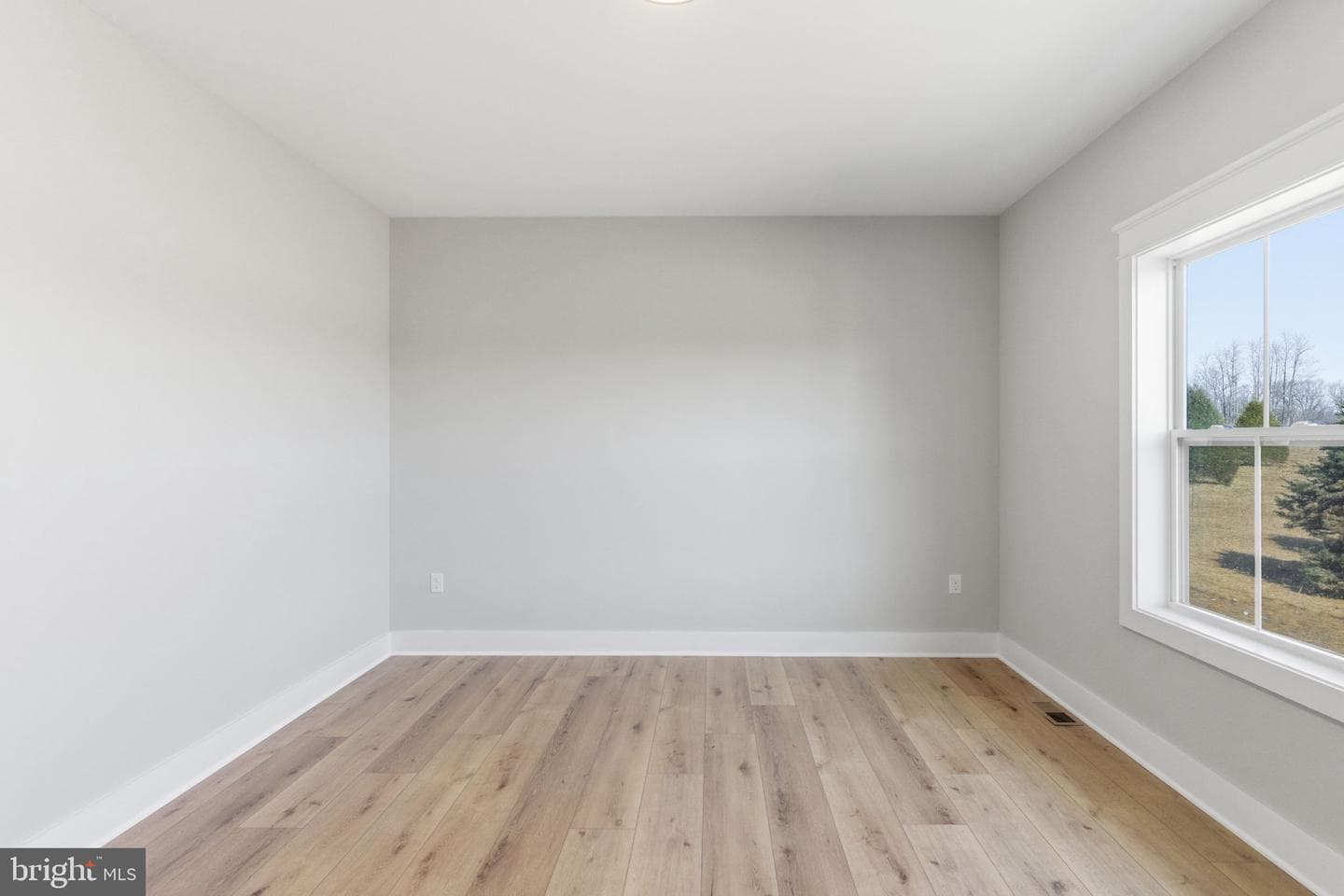 121 Oxbow Court photo 38