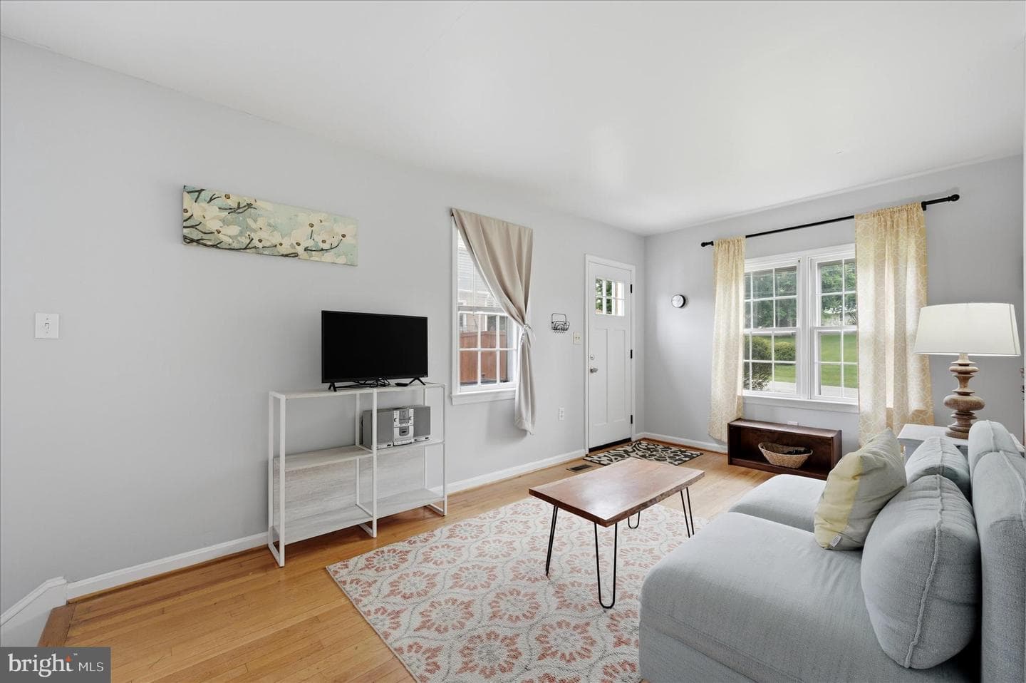 410 E Hunter Street photo 3