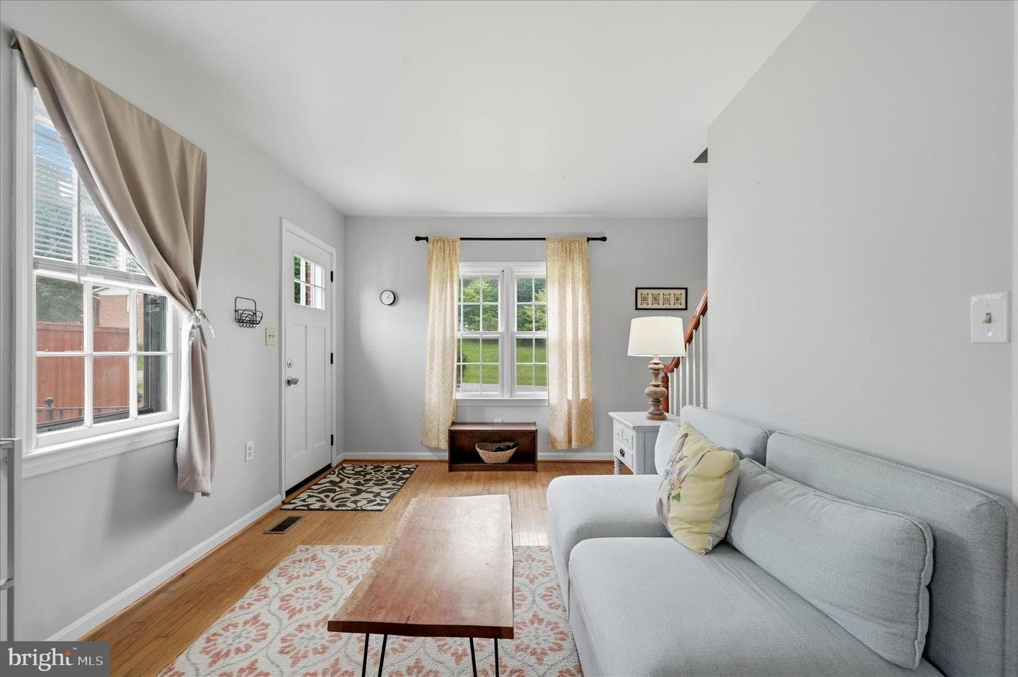 410 E Hunter Street photo 4