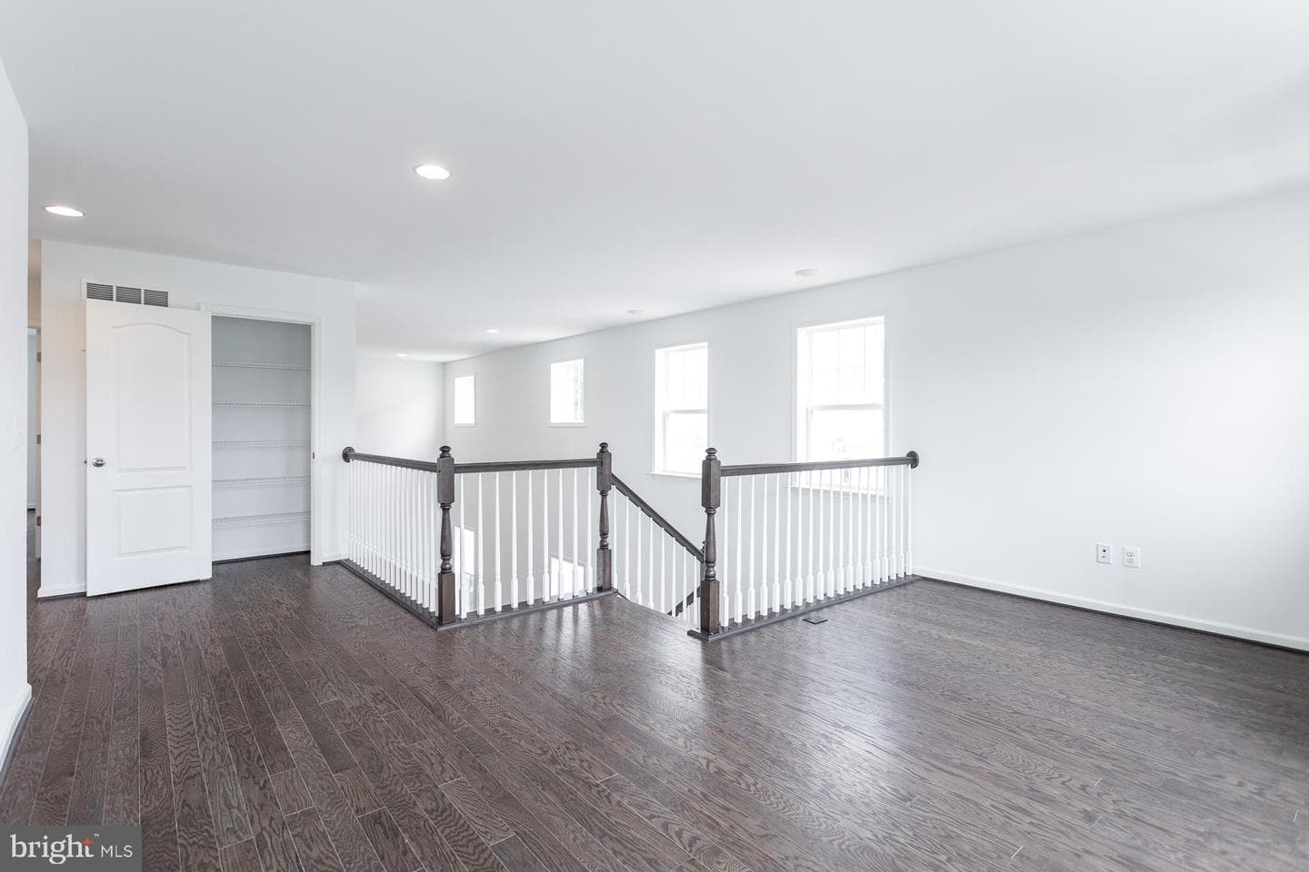 Tbb Prospect Hill Boulevard #raymore Ii photo 32