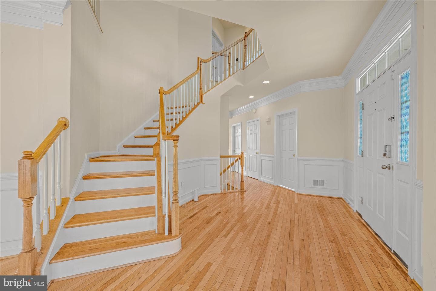 48 Field Crest Court photo 8