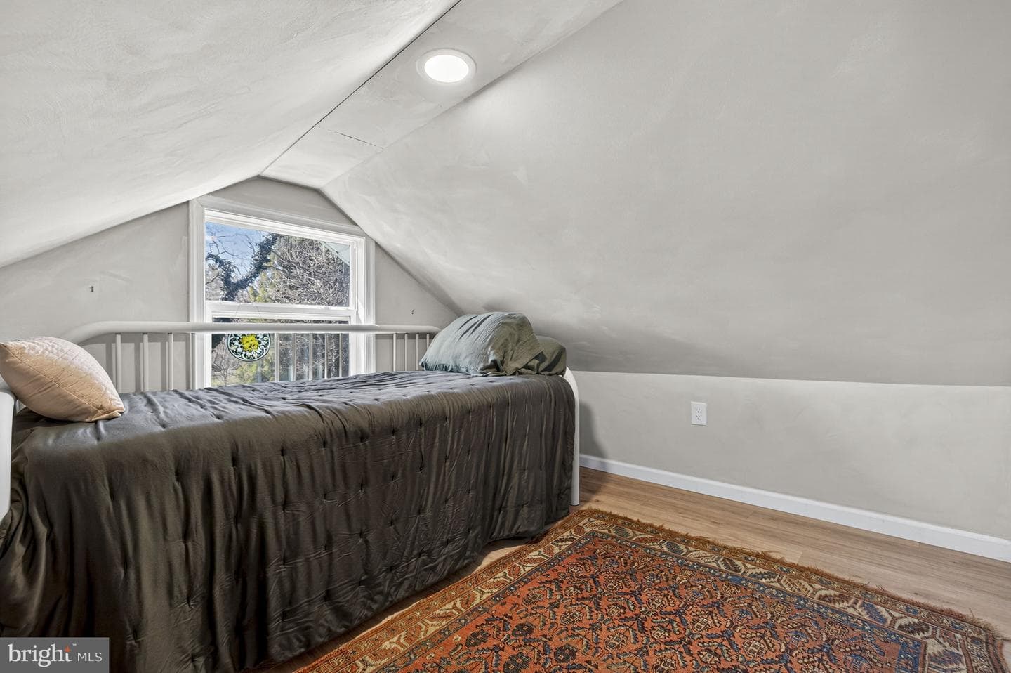 22 Fairmont Avenue photo 84