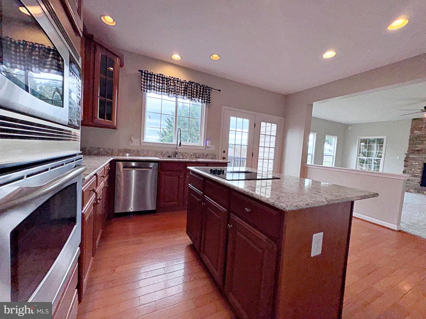 830 Sawgrass Drive photo 22