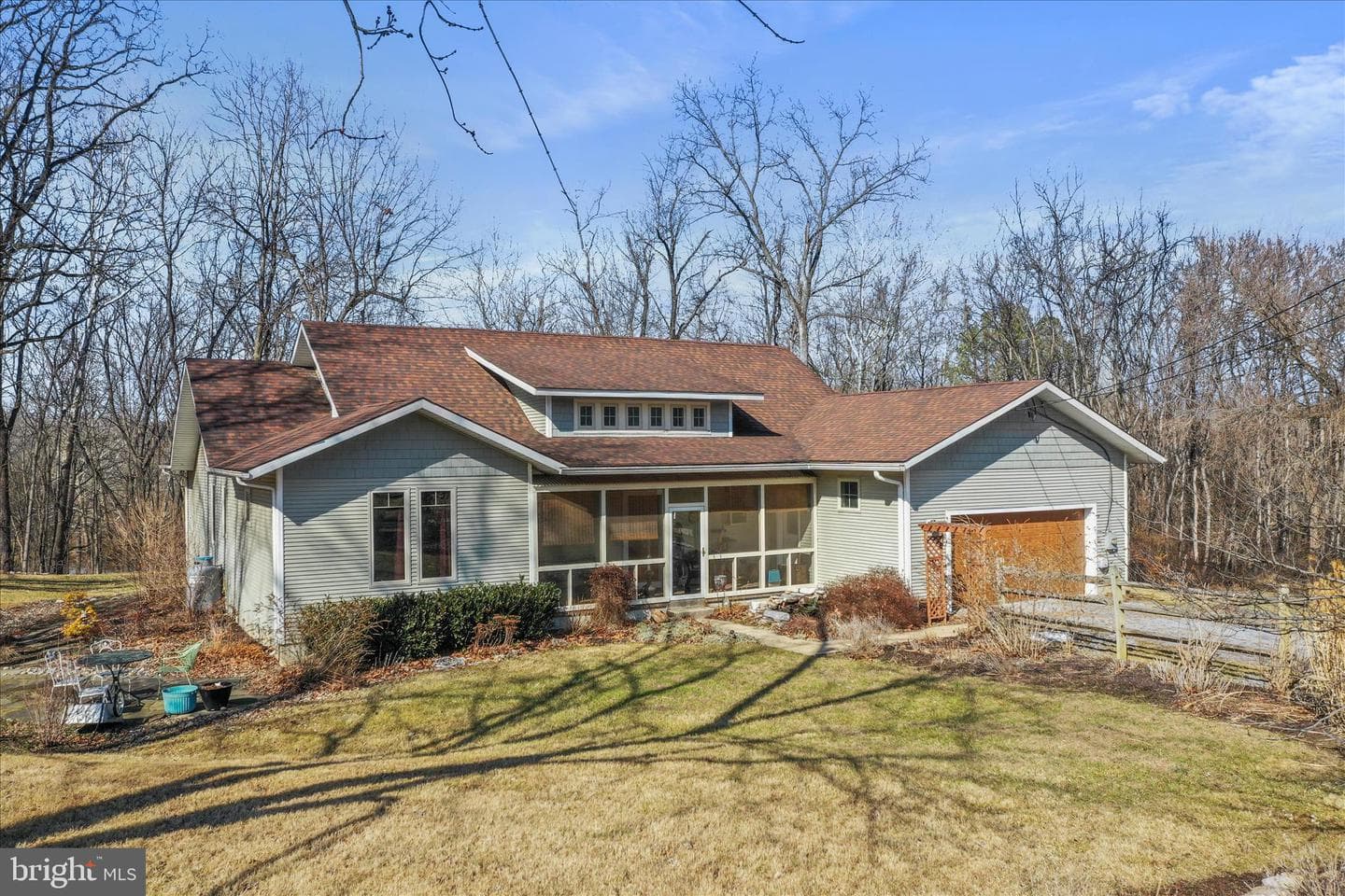 183 Byer Lane photo 5