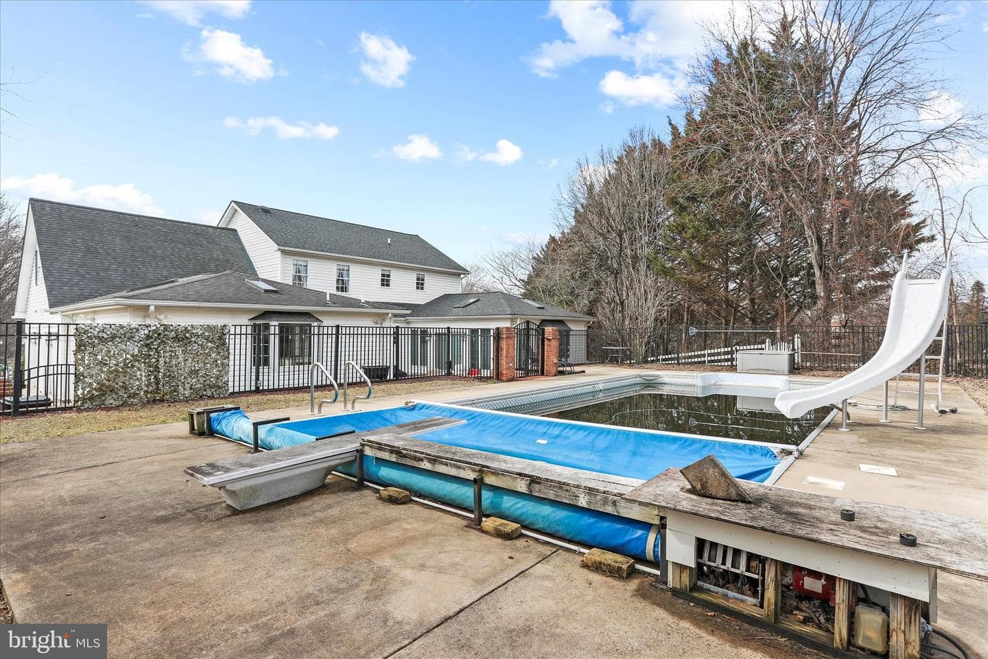 108 Foxhall Road photo 27