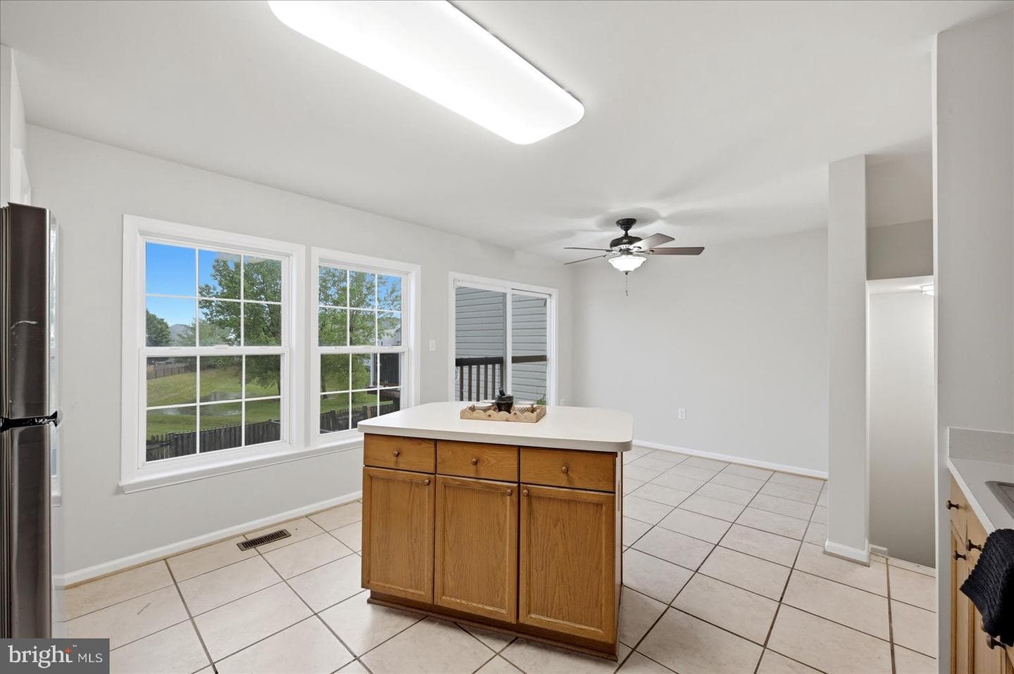 32 Bruce Drive photo 14