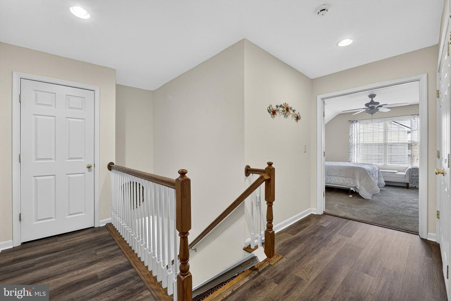 10 Walker Court photo 32
