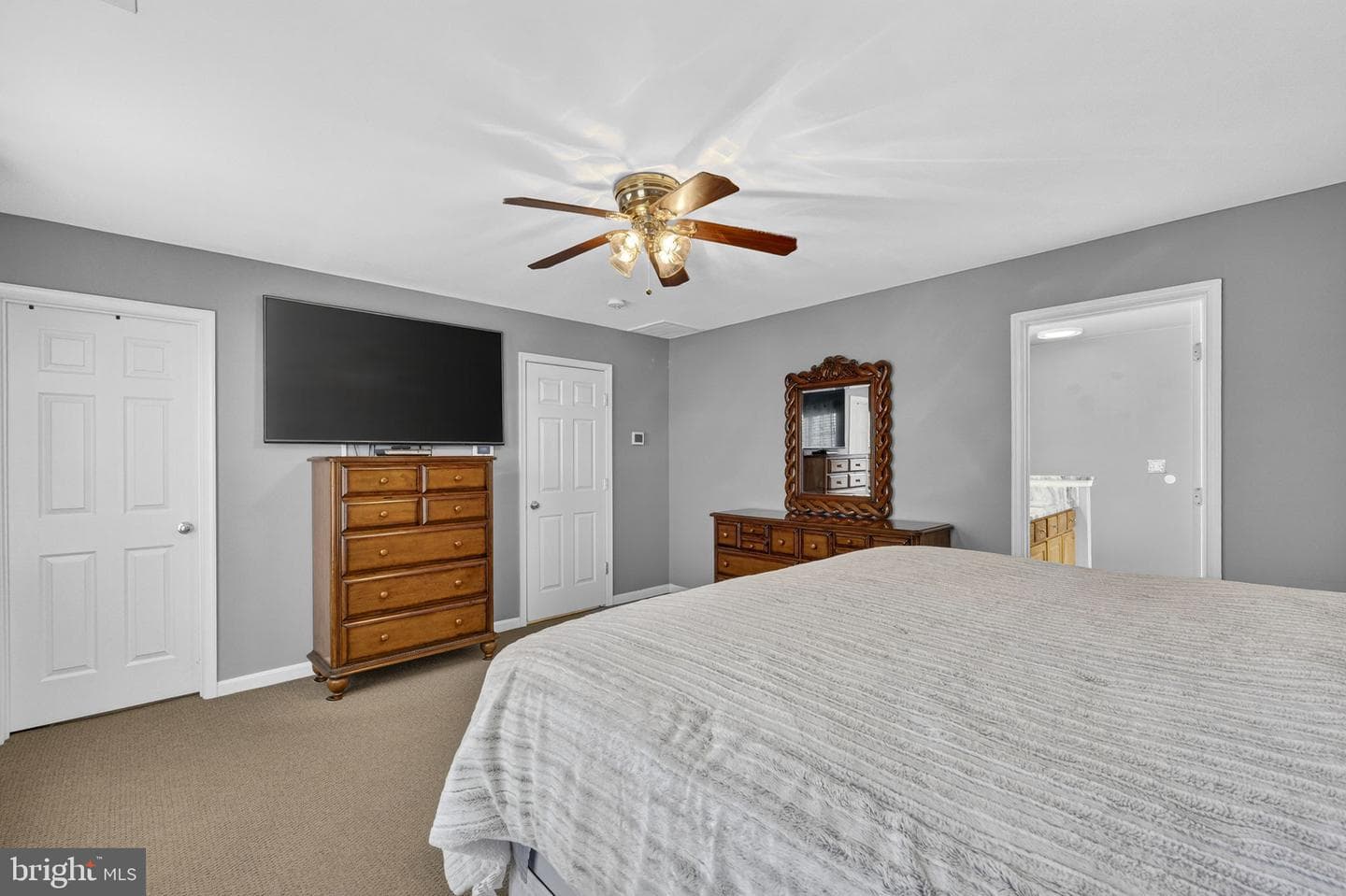 10 Walker Court photo 38