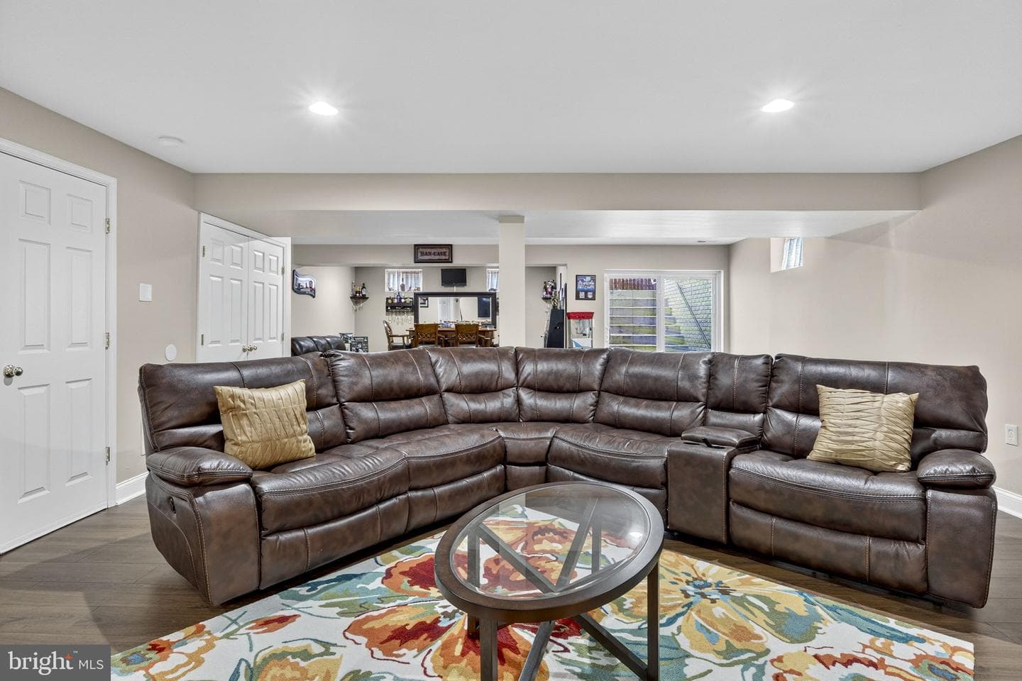 10 Walker Court photo 45
