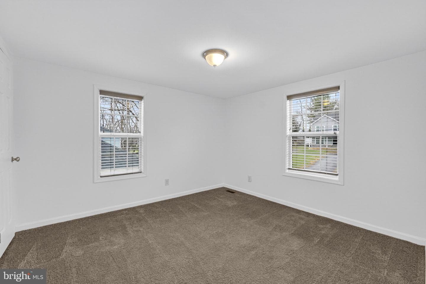 845 Jefferson Avenue photo 30