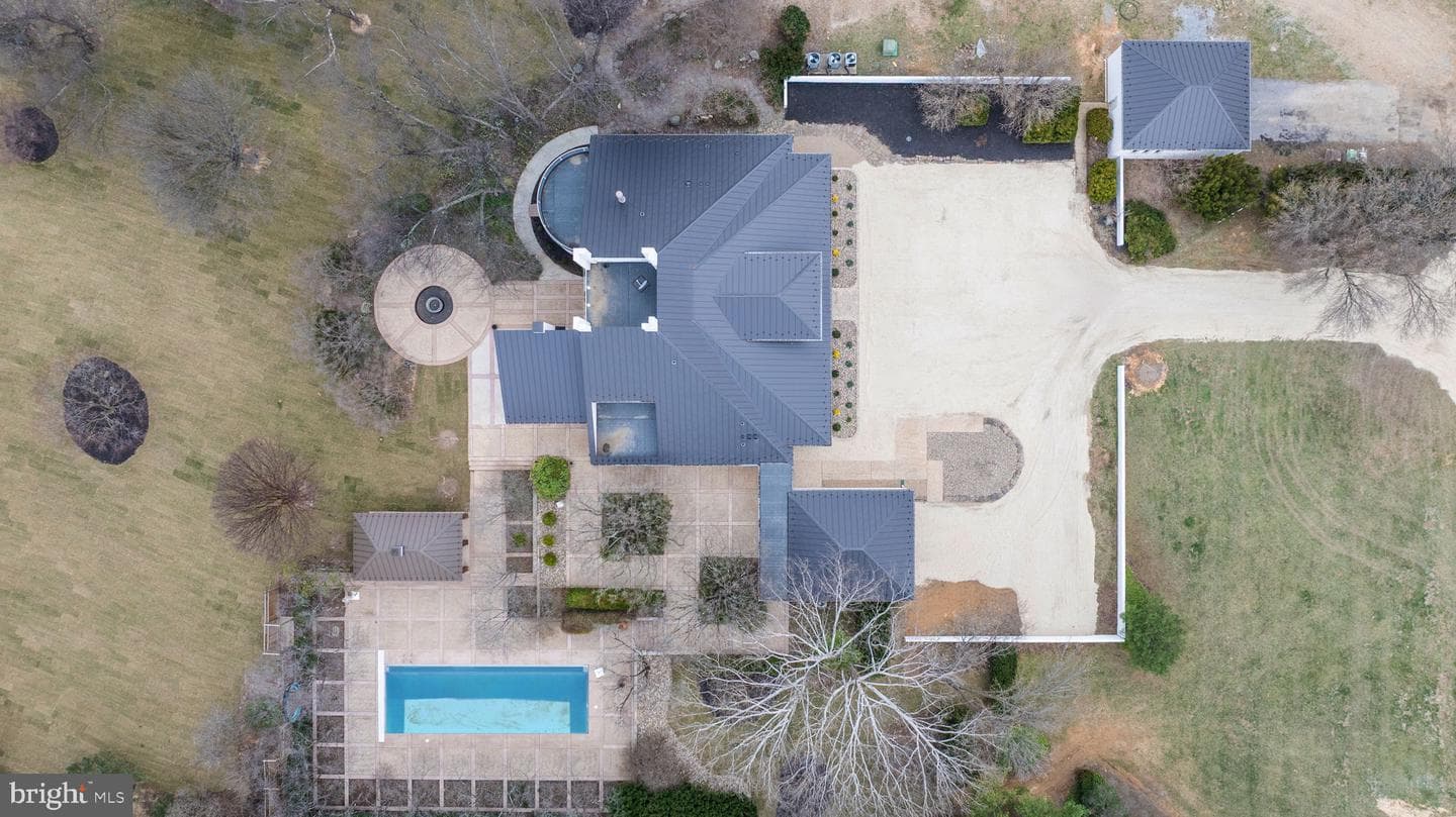265 Mistletoe Ln photo 94
