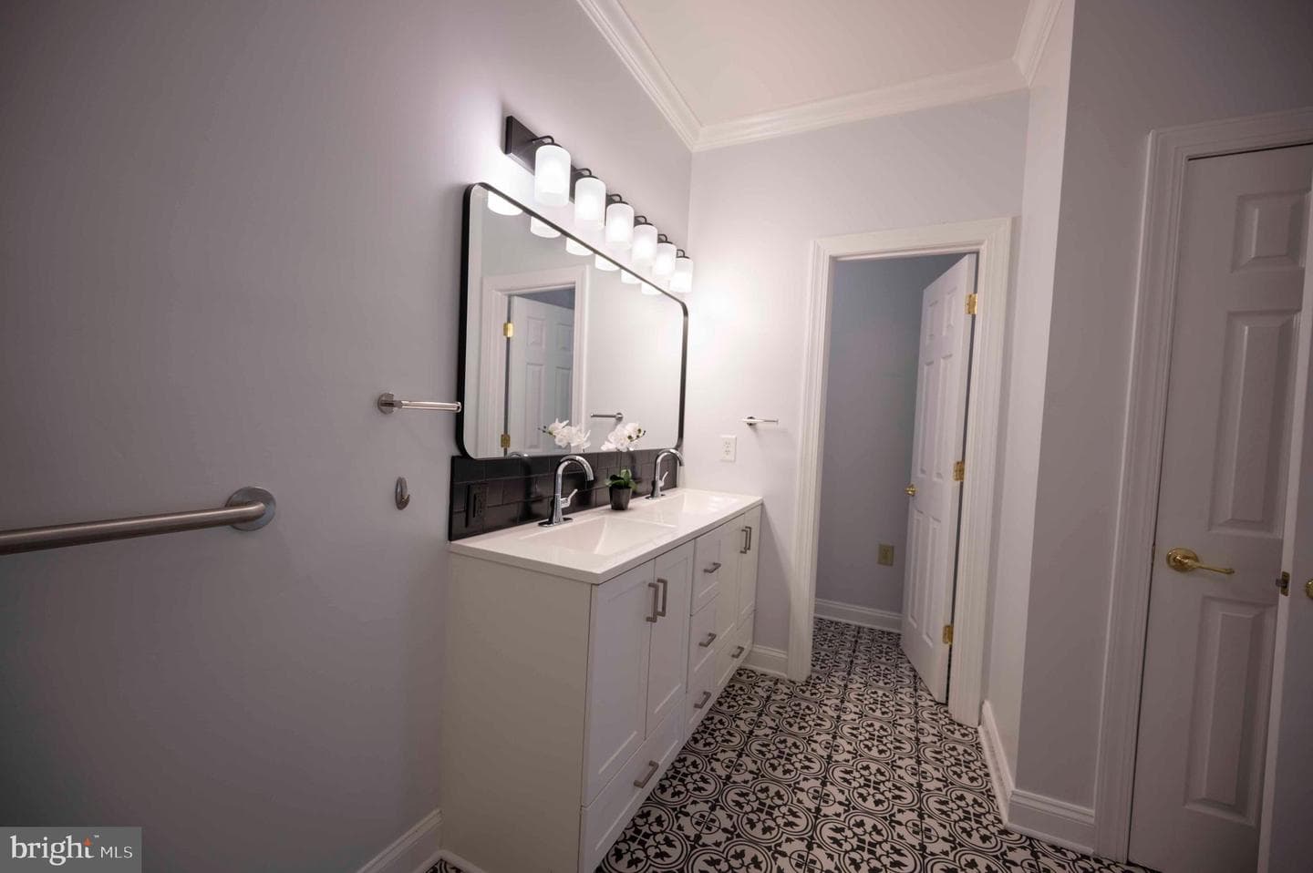 72 Greystone Drive photo 13