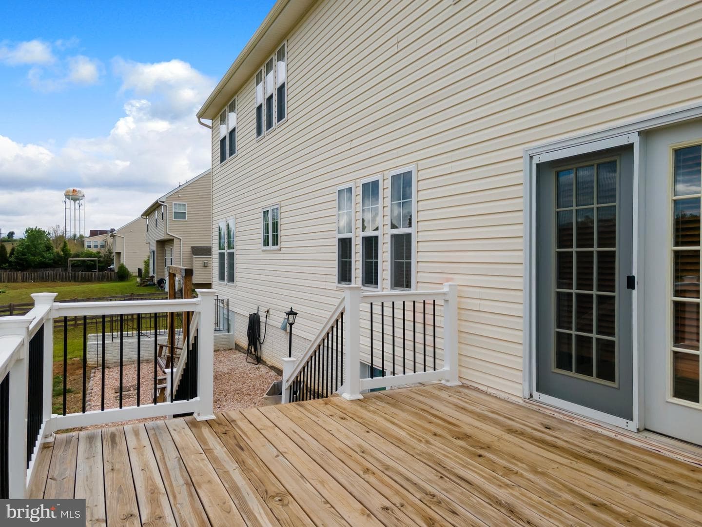 317 Stratus Dr photo 37