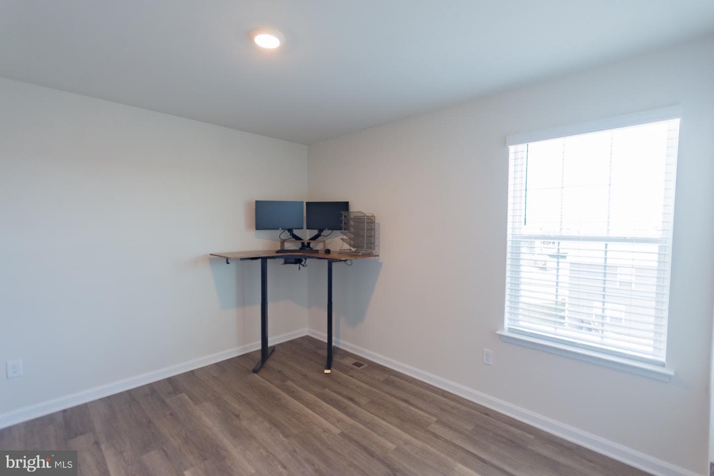 156 Centergate Drive photo 45