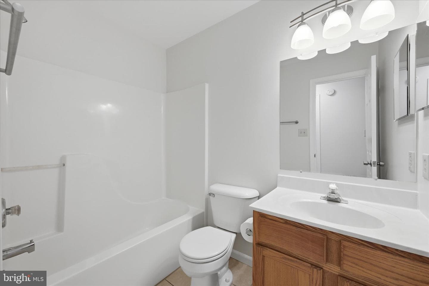 502 E 6th Avenue photo 22
