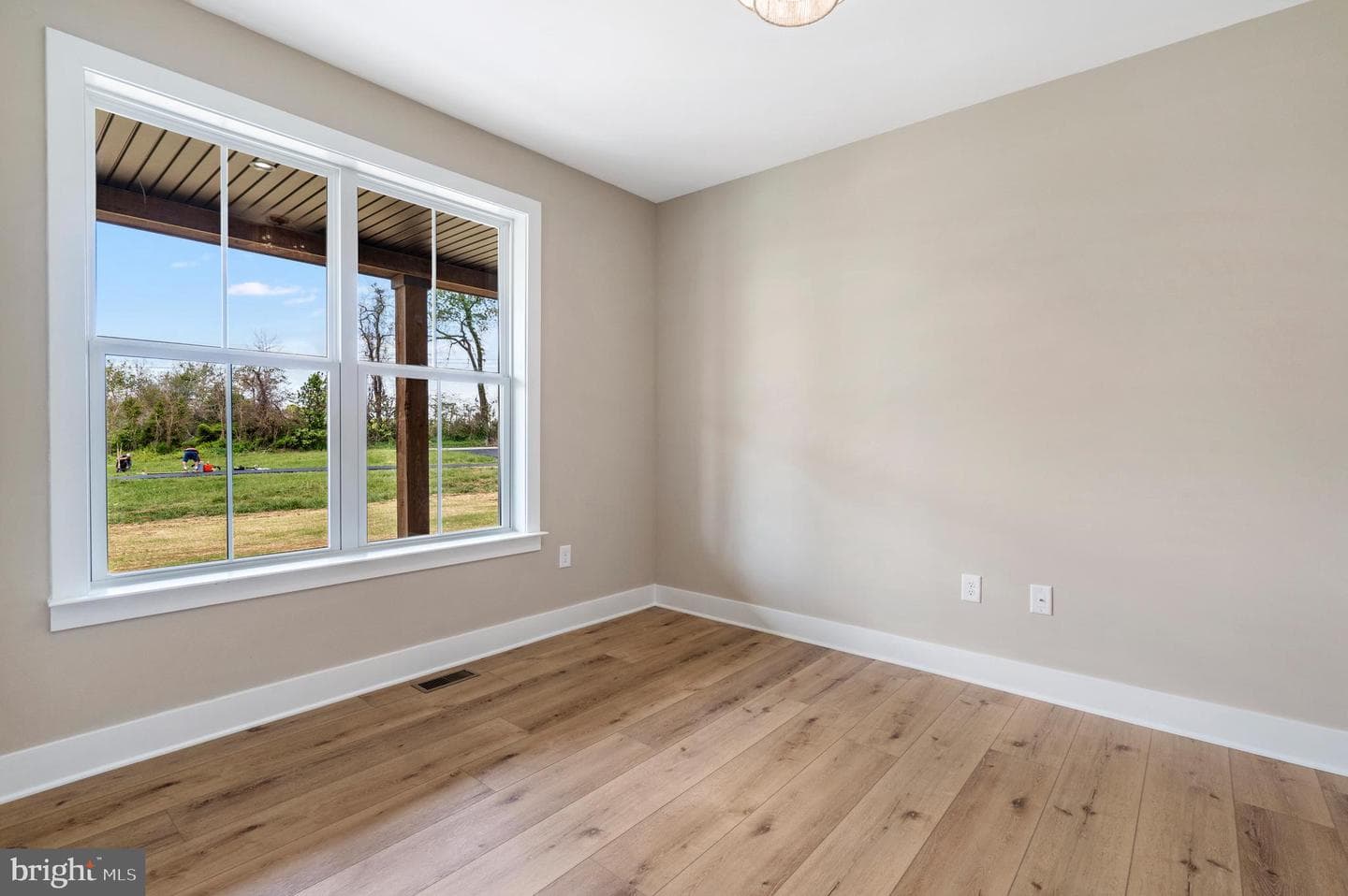 17 Maple Hill Lane photo 41