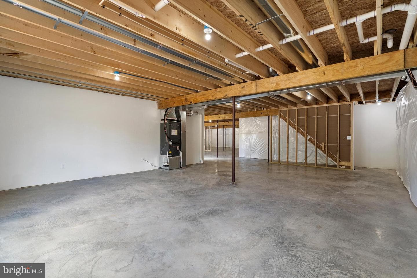 17 Maple Hill Lane photo 62