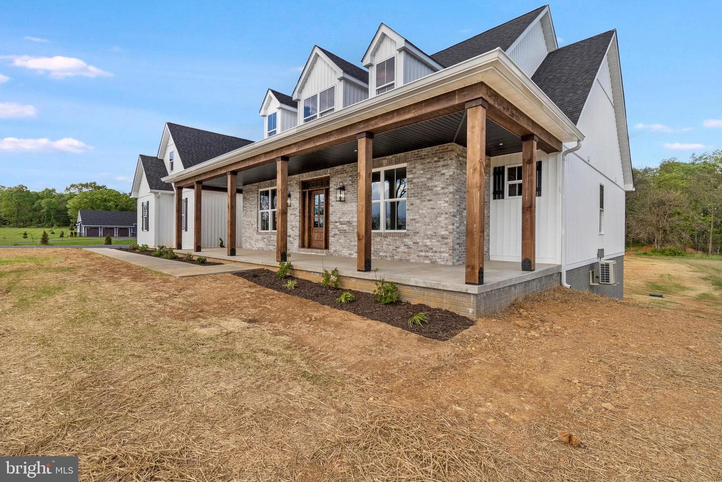17 Maple Hill Lane photo 75