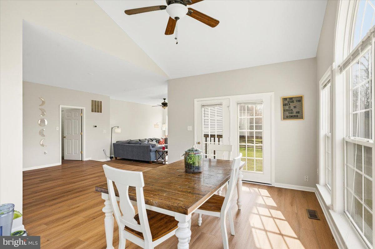 102 Sundance Lane photo 19