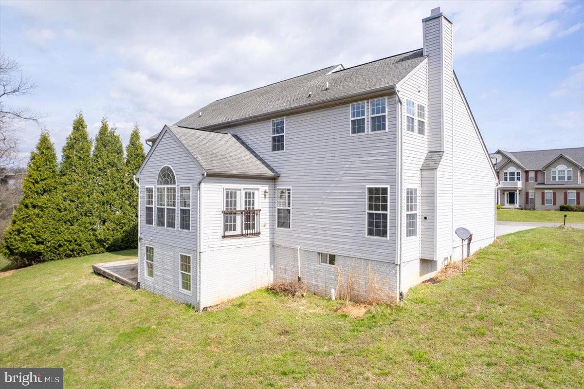 102 Sundance Lane photo 4