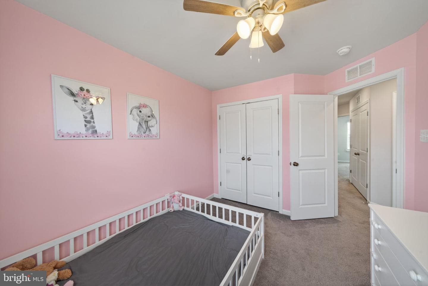 105 Extrovert Drive photo 29