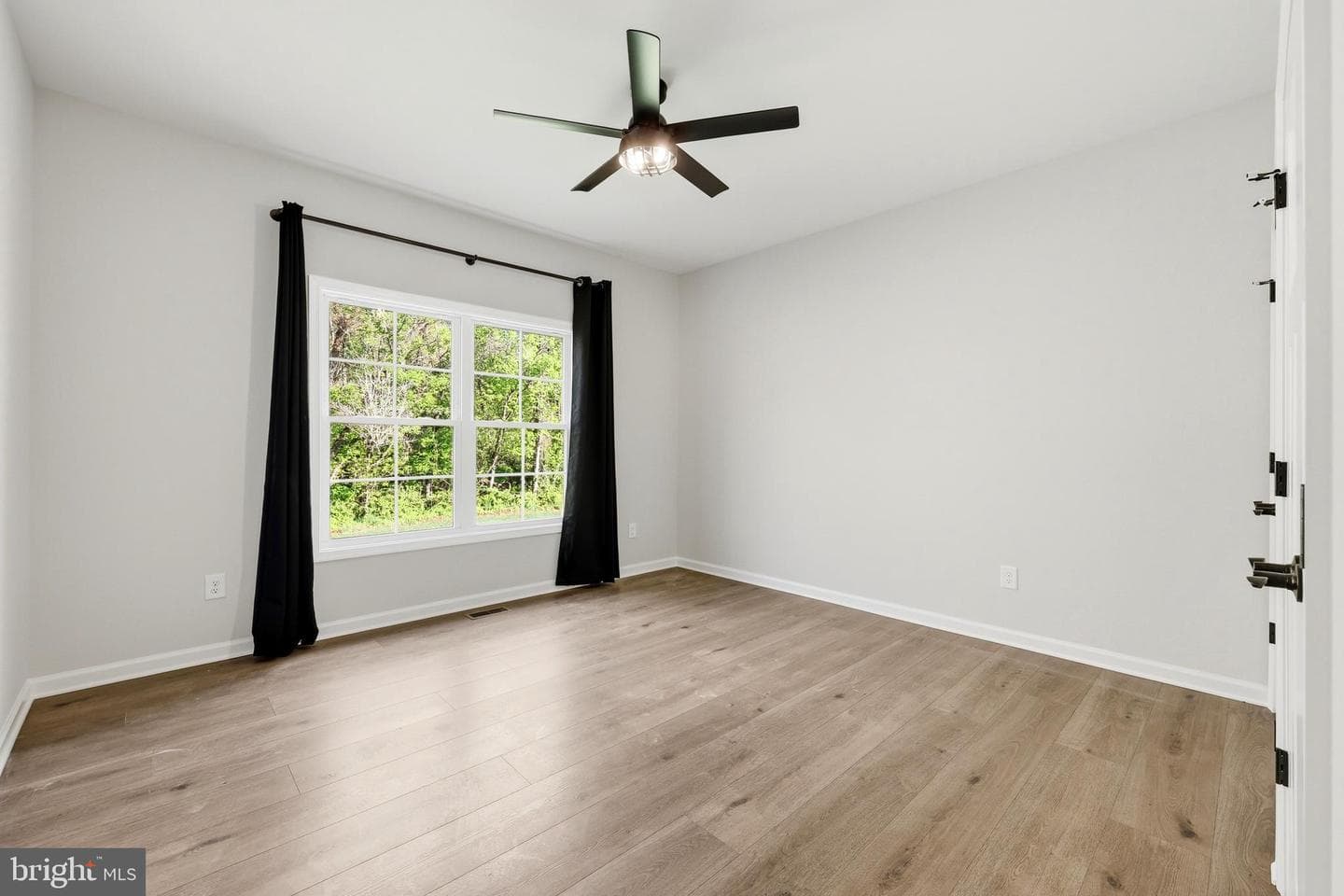 34 Cobalt Lane photo 35