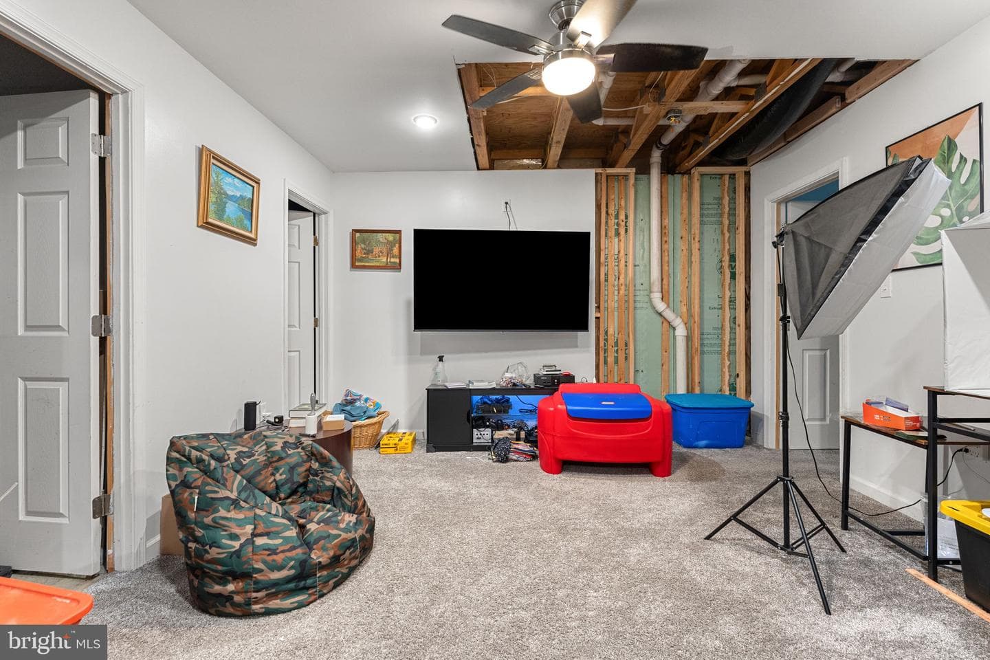 157 Berkeley Drive photo 28