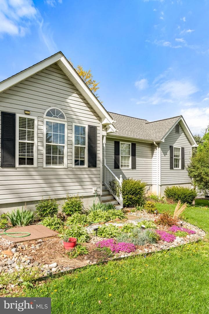 157 Berkeley Drive photo 49