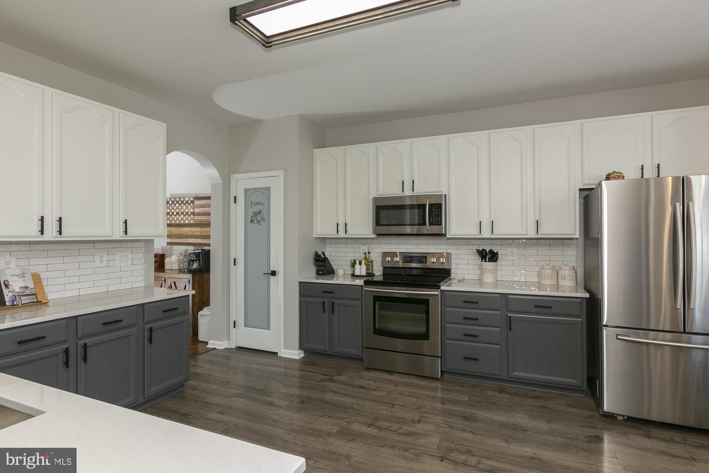 334 Calmes Street photo 27