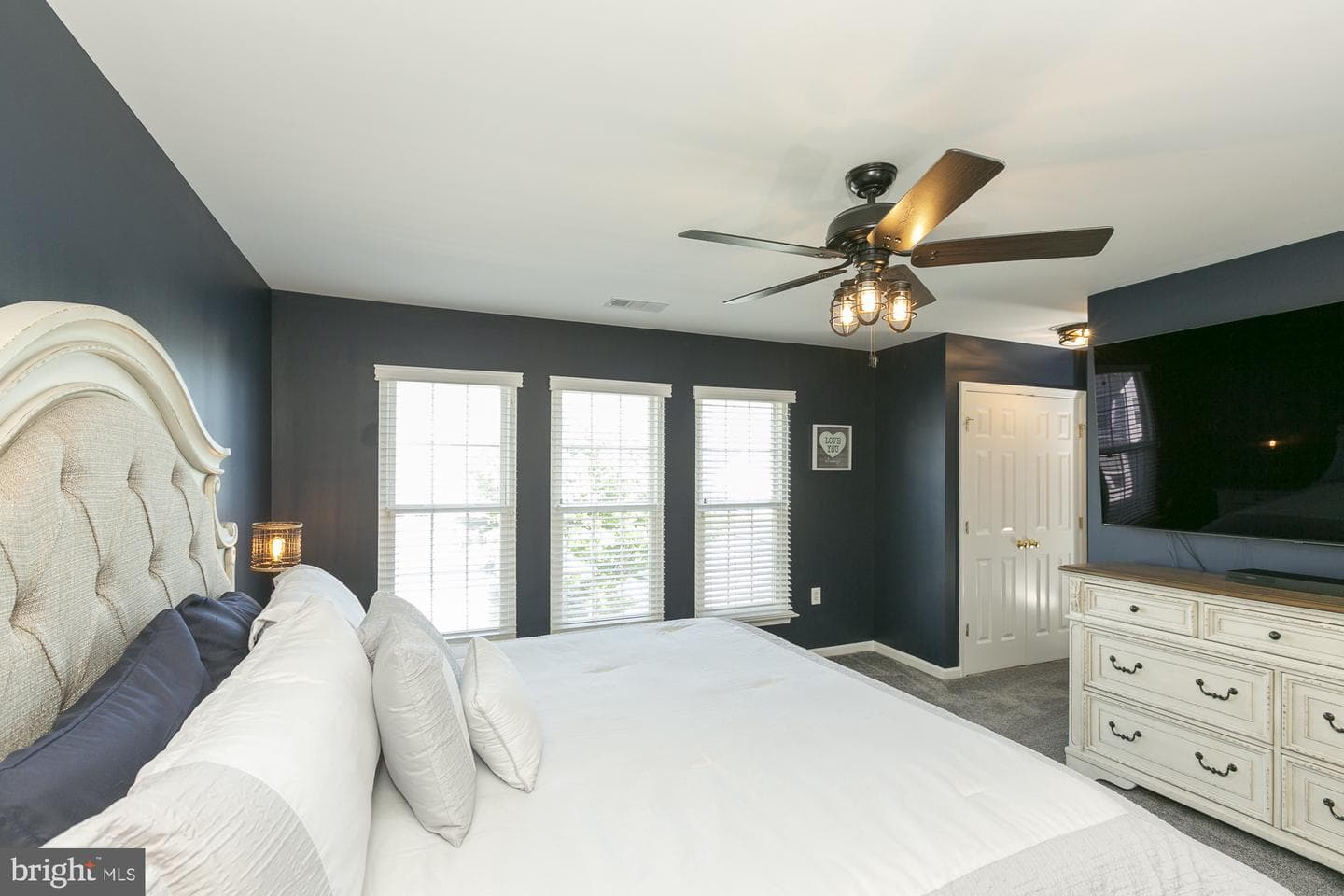 334 Calmes Street photo 39
