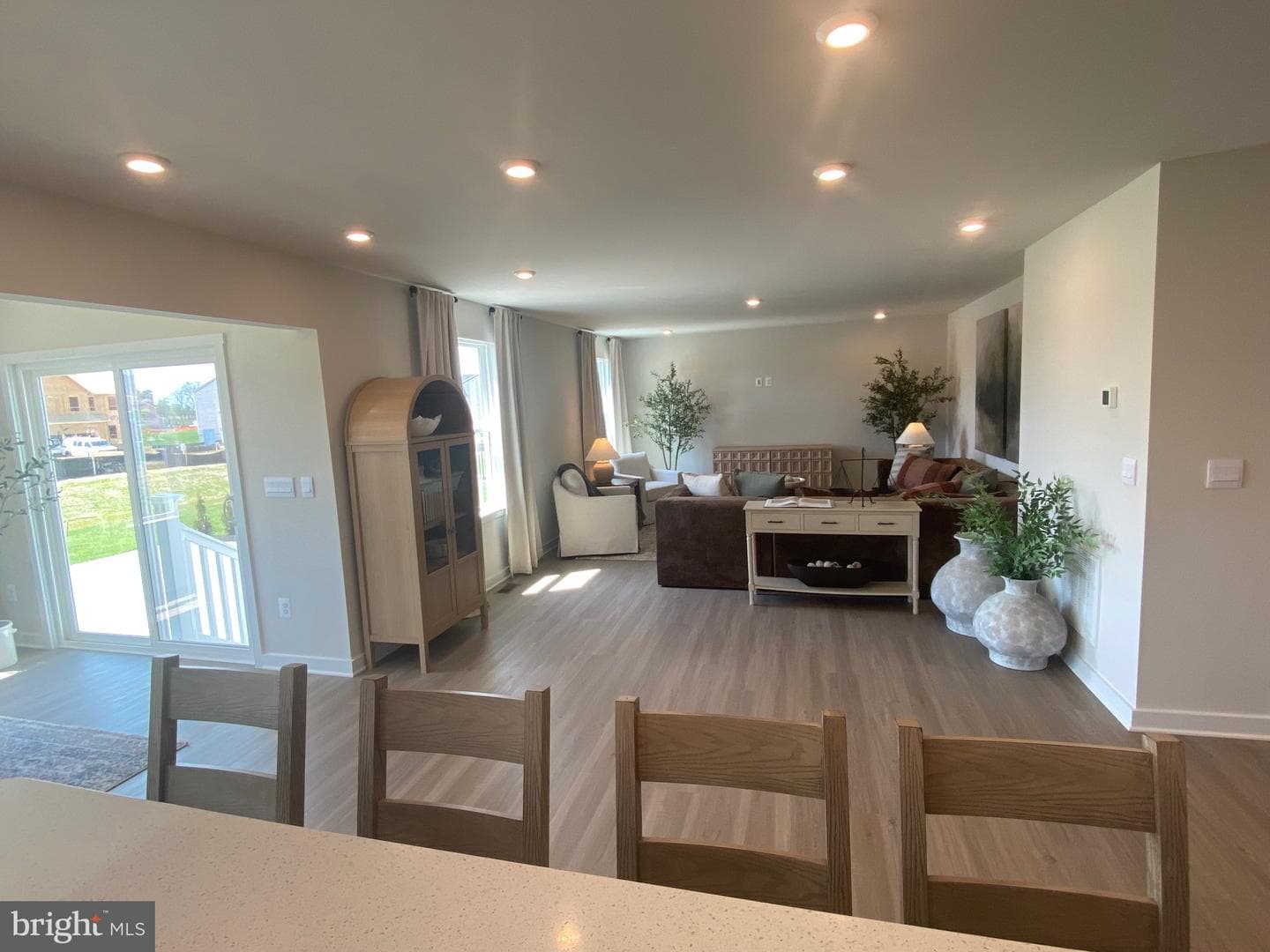 9 Thorton Avenue photo 5