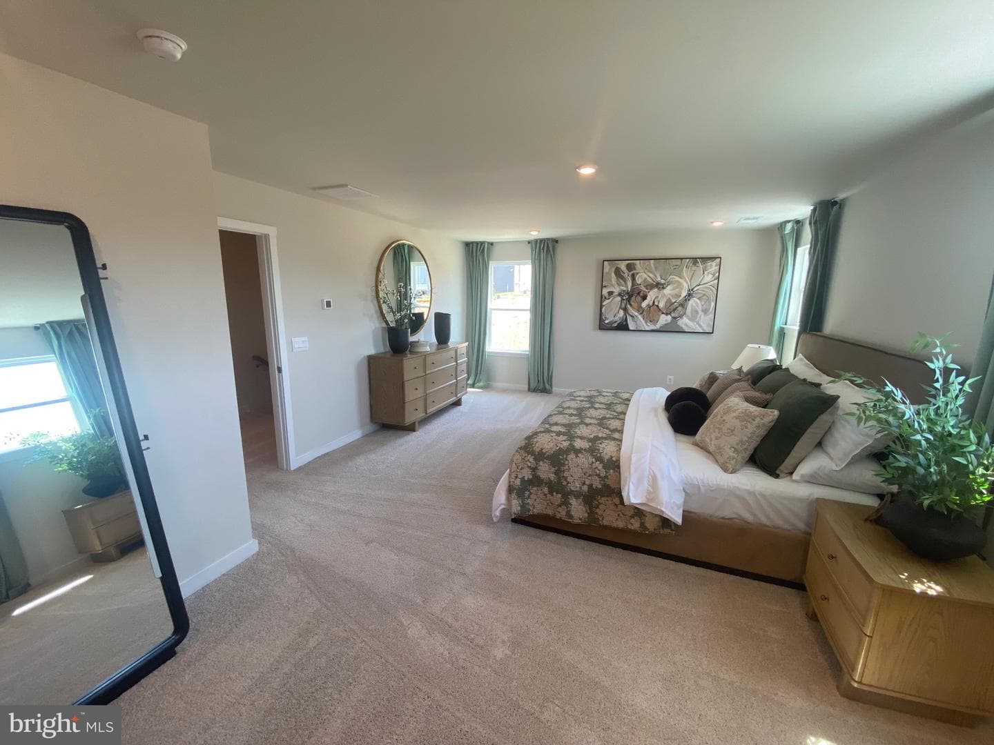 9 Thorton Avenue photo 6
