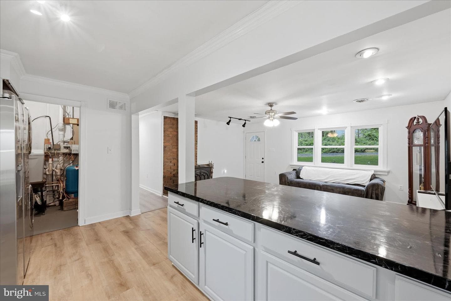 65 Floral Lane photo 16