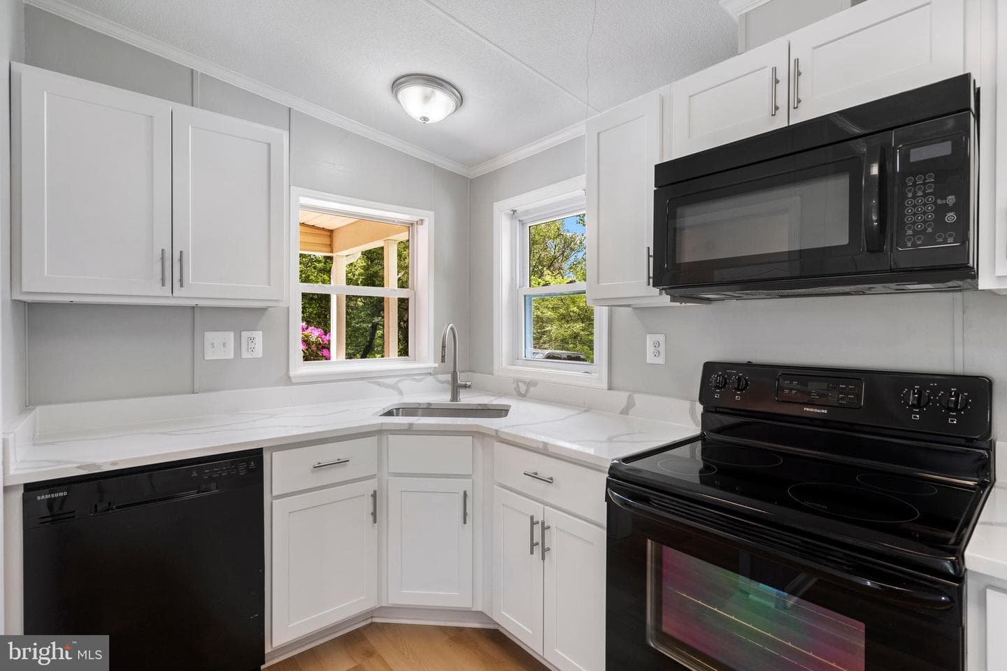 276 Walnut Hill Drive photo 11
