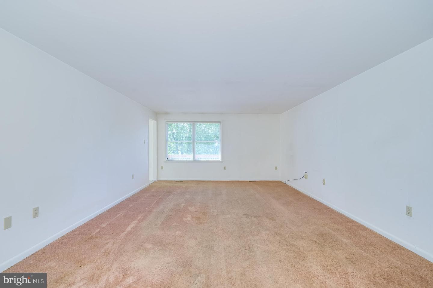 63 Brentwood Court photo 35