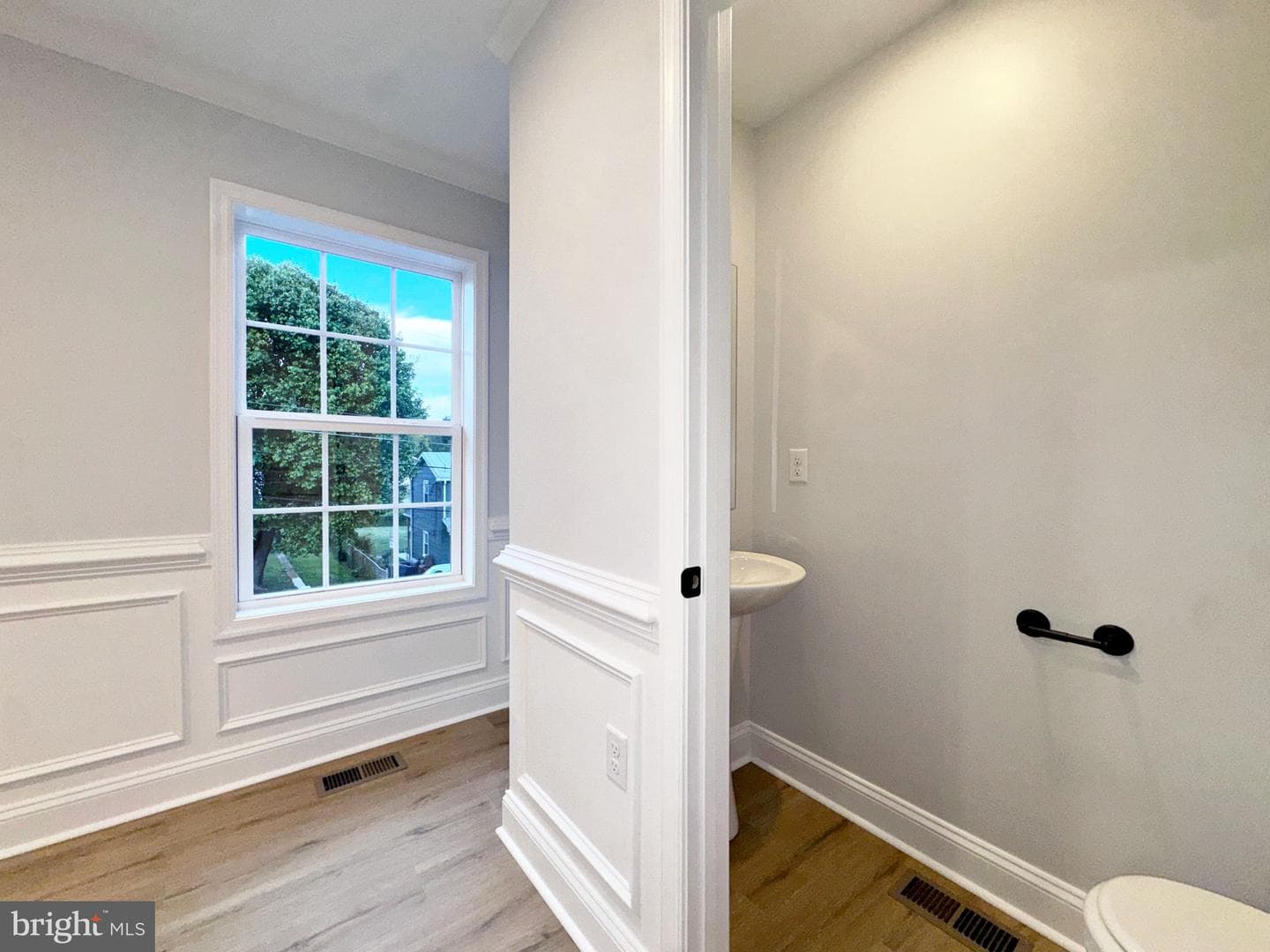 412 S Lawrence Street photo 18