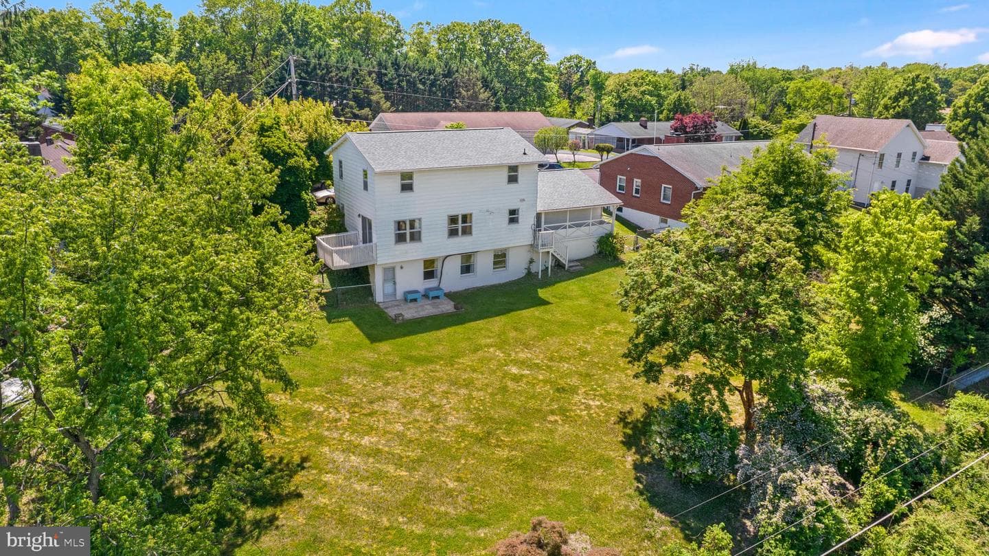 355 Pointfield Drive photo 38