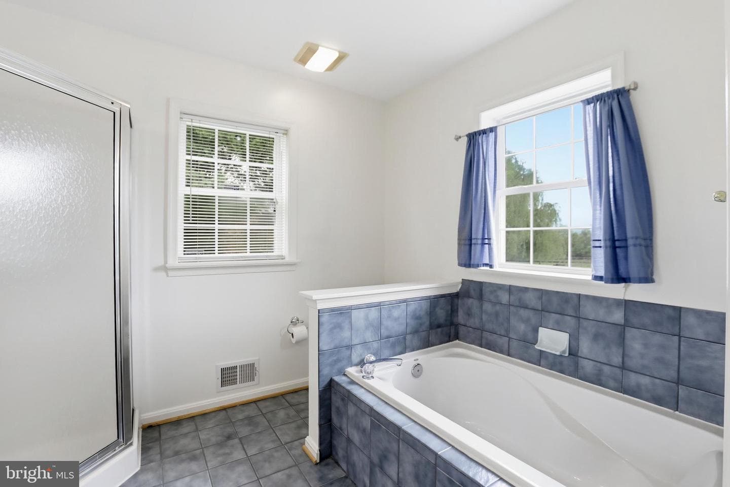 33 Eldridge Lane photo 13