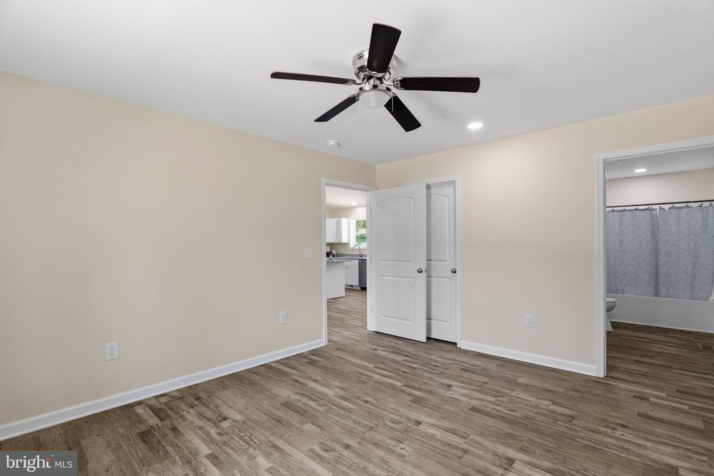 292 Dawn Lane photo 9