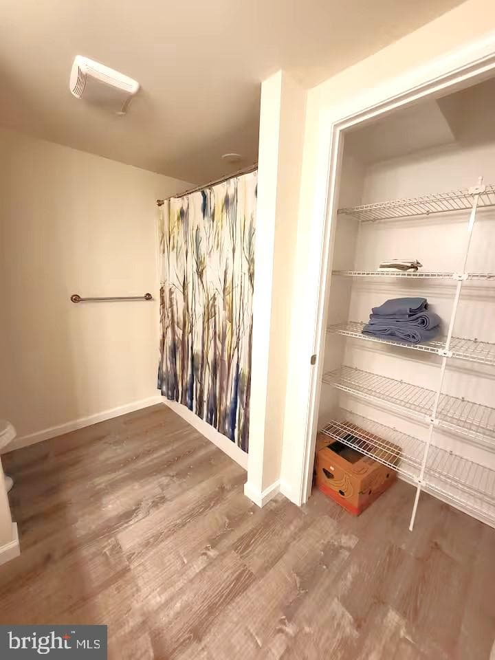 167 Hyde Park Lane photo 41