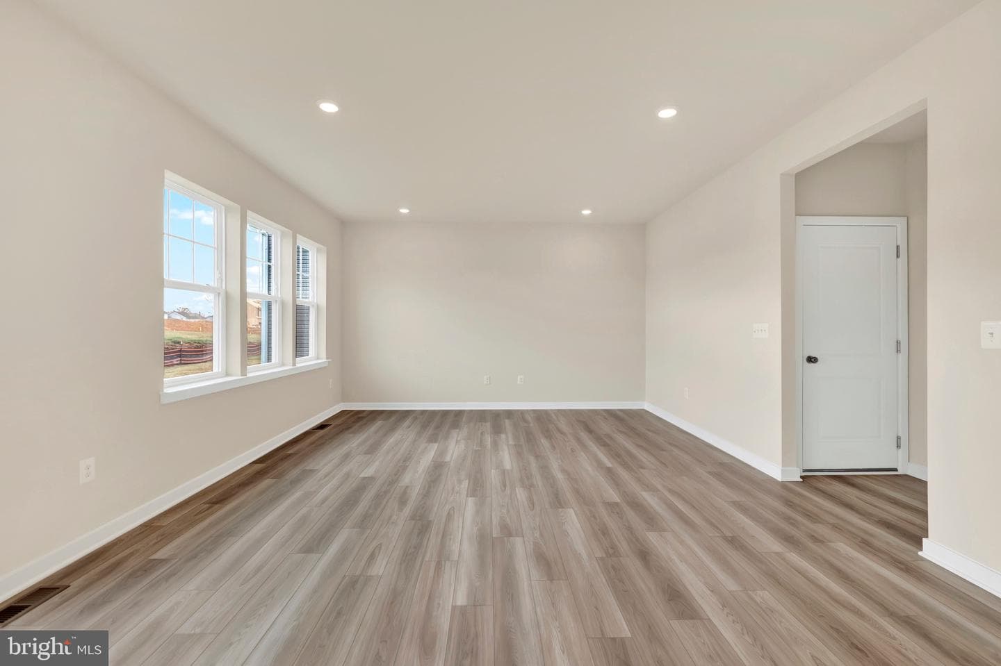 11 Forest Grove Avenue #lot 258 Hamilton photo 8