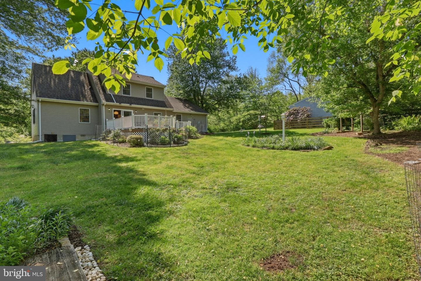 112 Valley Court photo 41