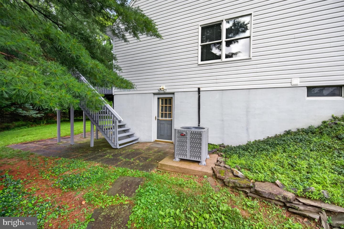 122 Hensel Drive photo 33