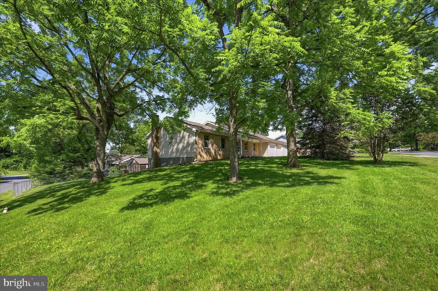 437 Tuscawilla Drive photo 5