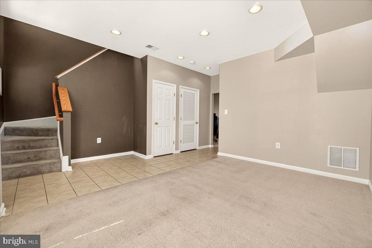 100 Davis Street photo 5